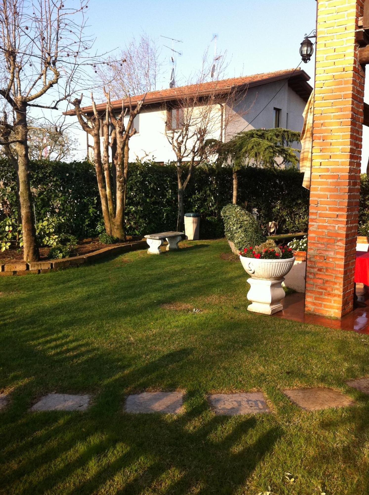 Manuela Le Quattro Coppe Hotel Desenzano del Garda Exterior foto